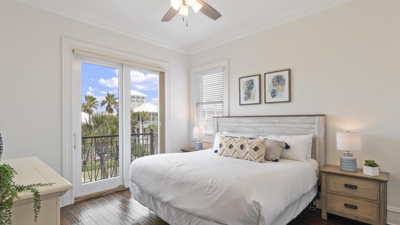 Photo of Bedroom in Delos