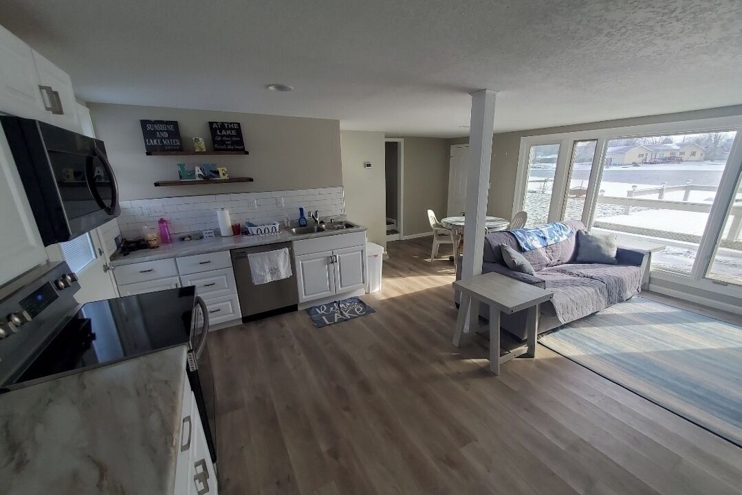 Photo of Livingroom in Wolcottville