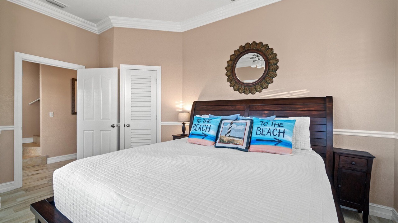 Photo of Bedroom in Crystal Shores