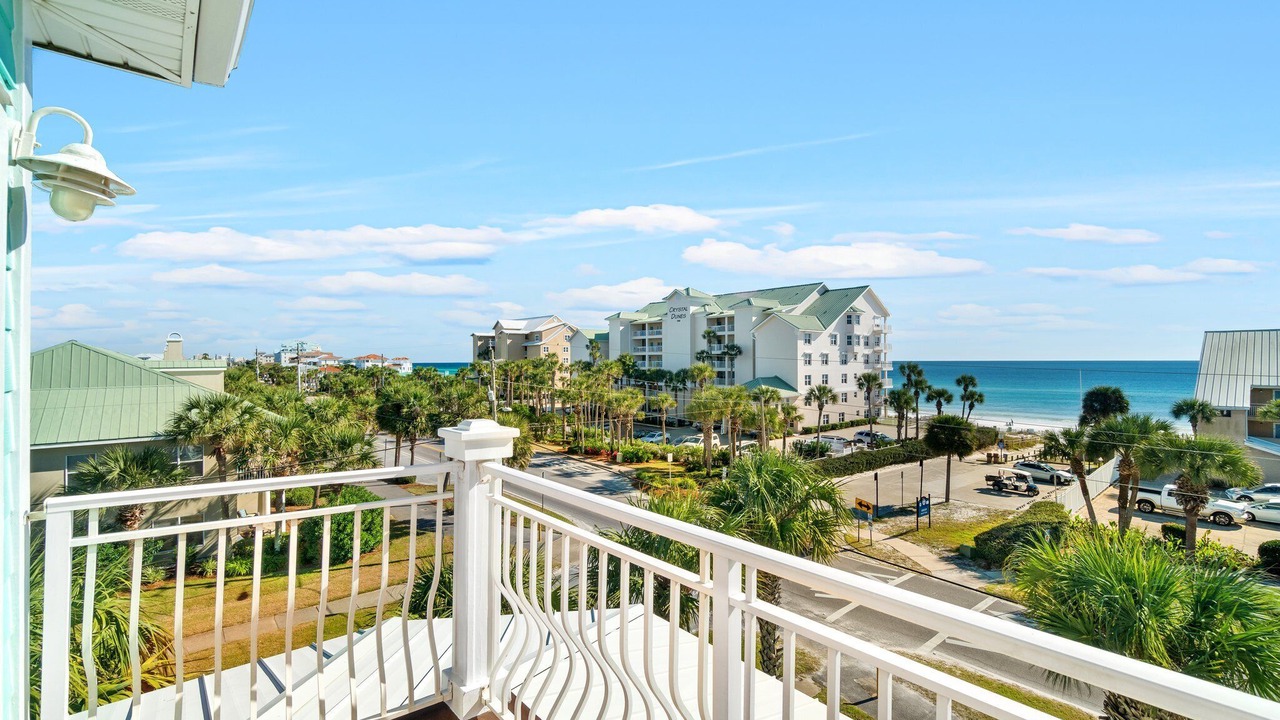 Photo of Patio Balcony in Crystal Shores
