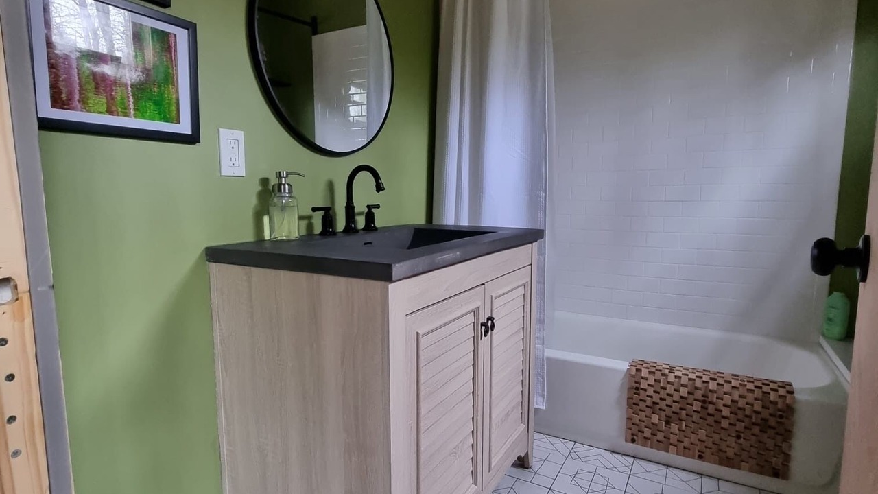 Photo of Bathroom in Hurley
