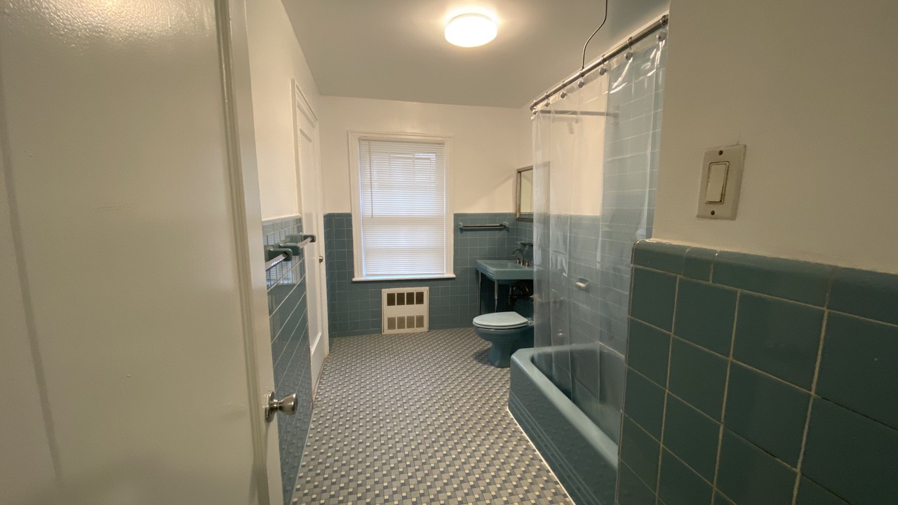 Photo of Bathroom in Queens