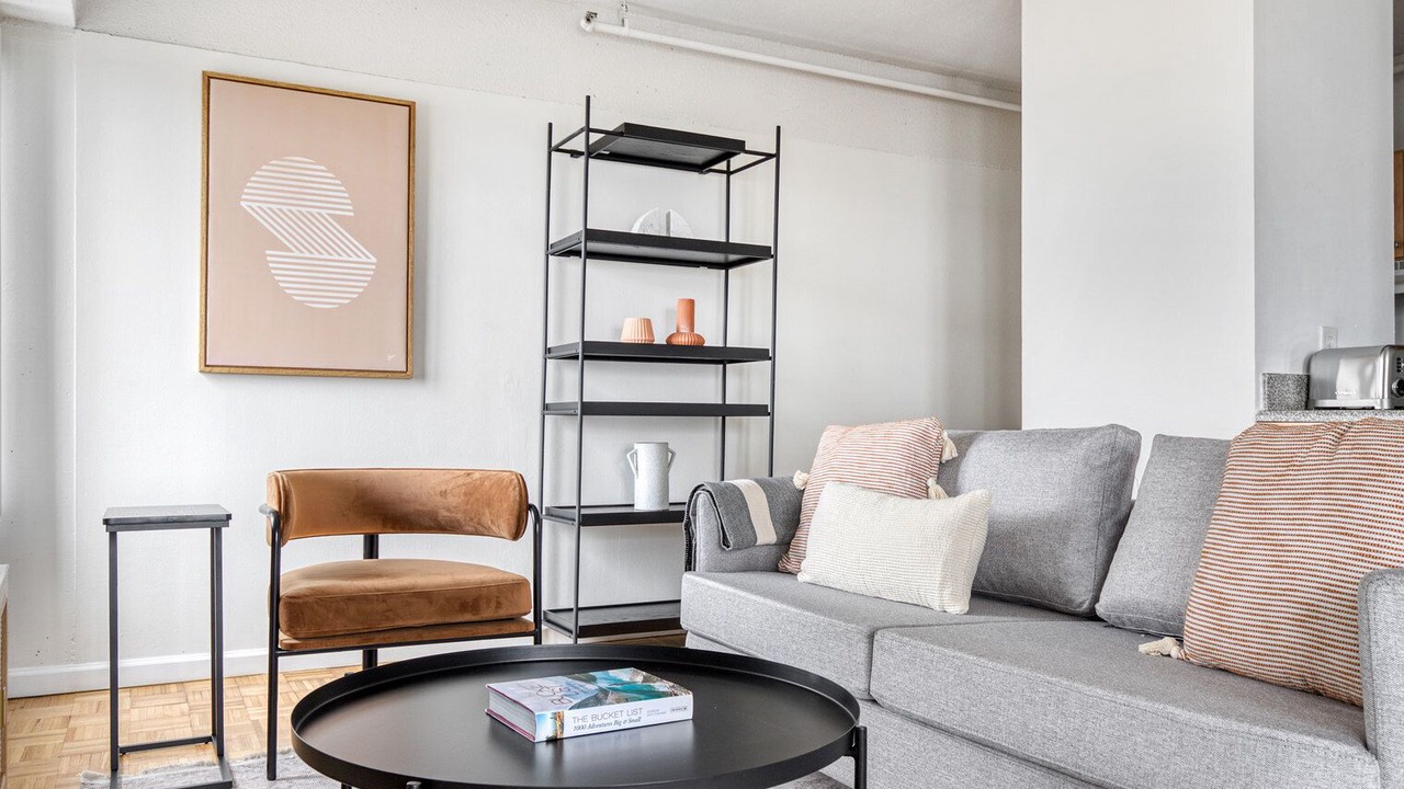 Photo of Livingroom in Mid-Cambridge