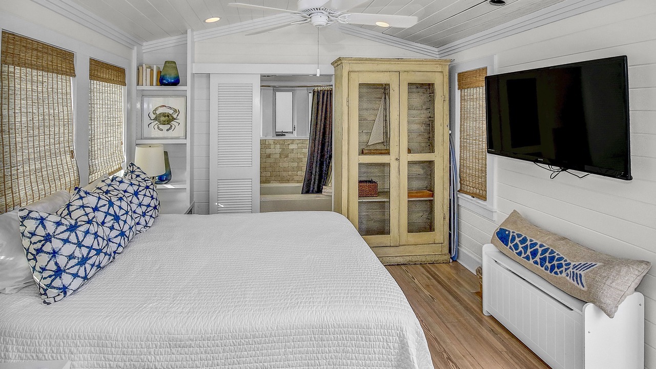 Photo of Bedroom in Cottage District