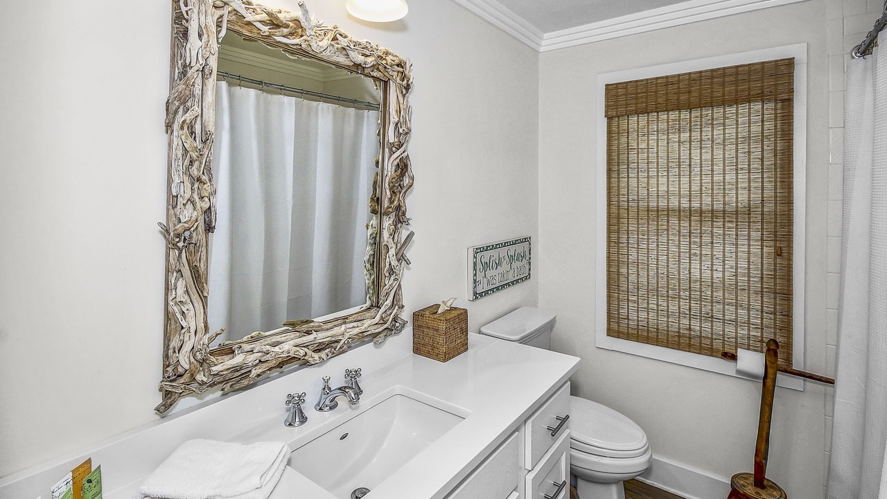 Photo of Bathroom in Cottage District