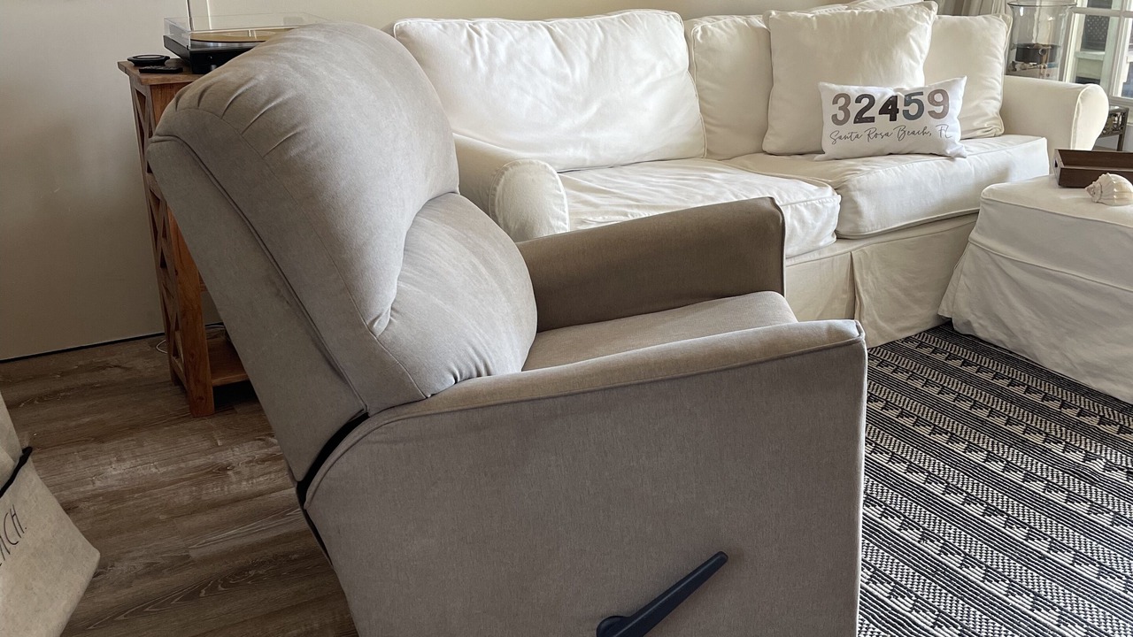 Photo of Livingroom in Gulf Place