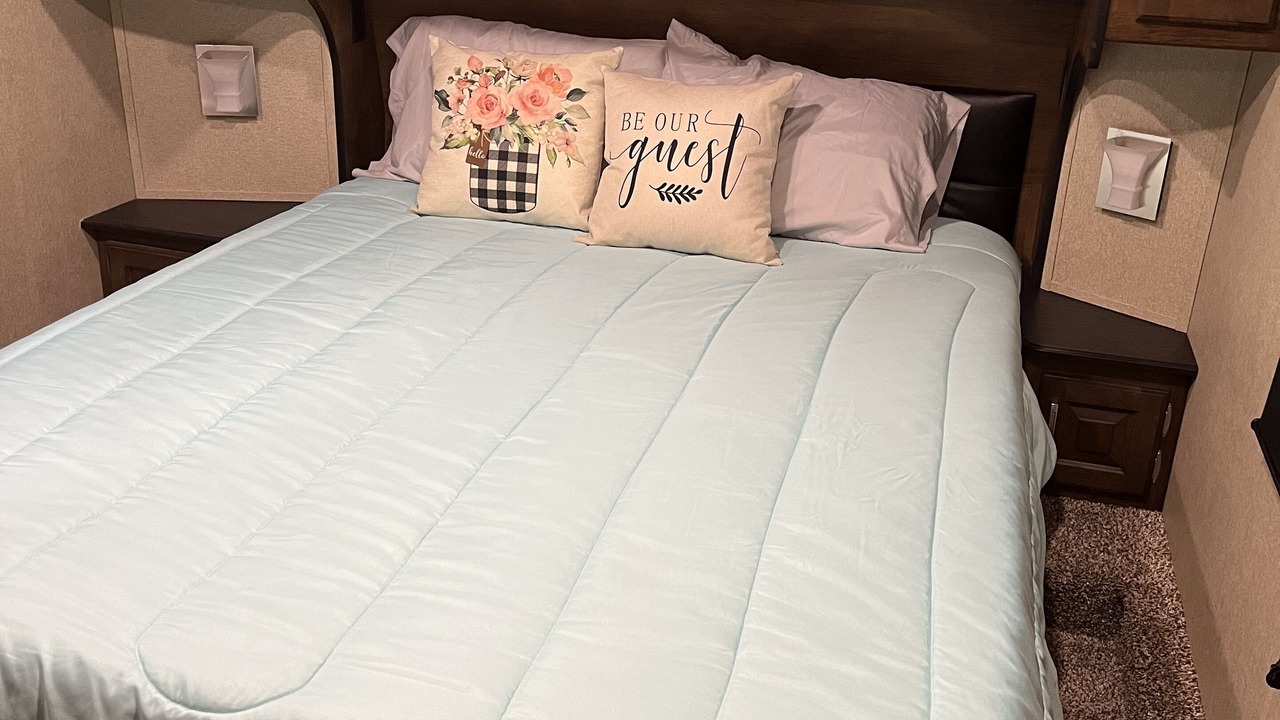 Photo of Bedroom in McKenna