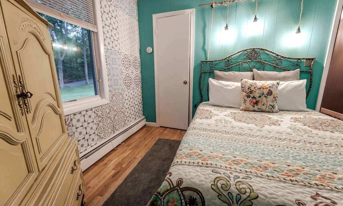 Photo of Bedroom in Miller Place