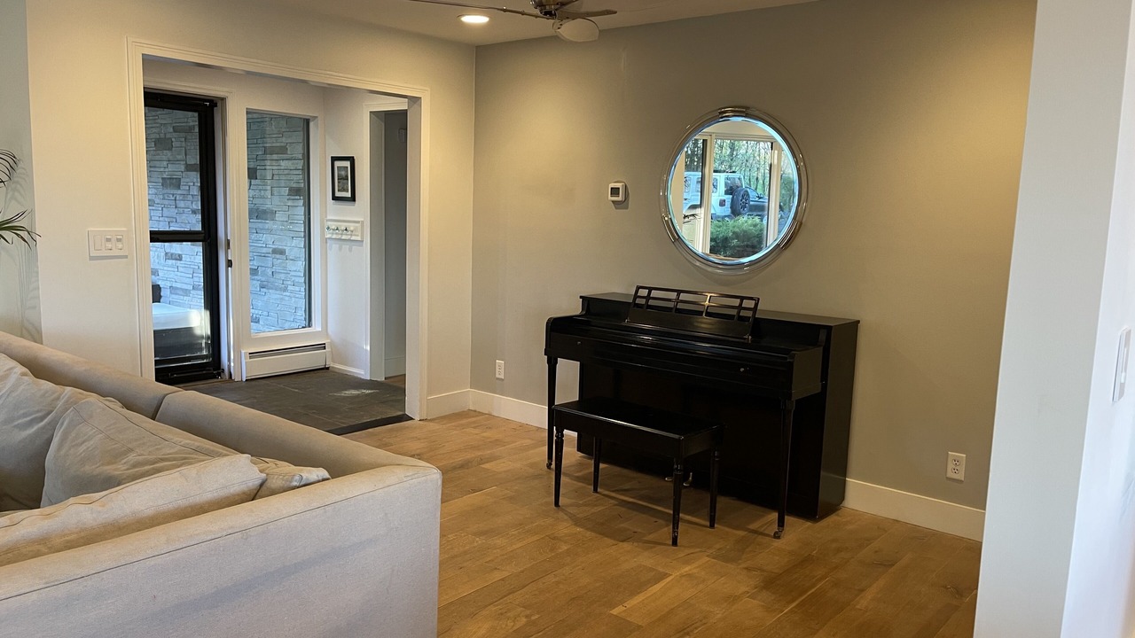 Photo of Livingroom in Skaneateles