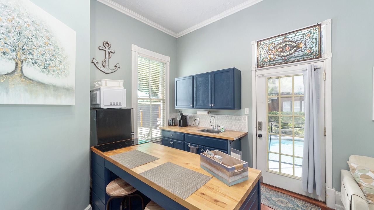Photo of Kitchen in Historic District