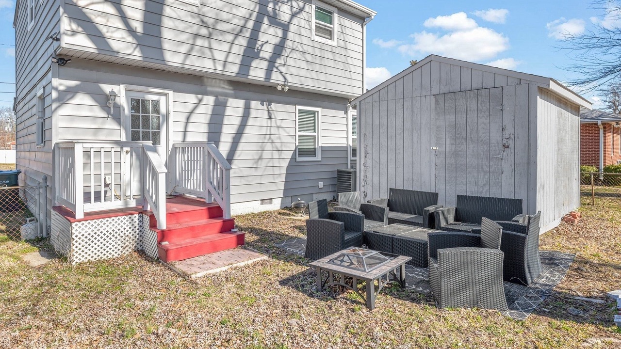 Photo of Patio Balcony in Buckroe Beach