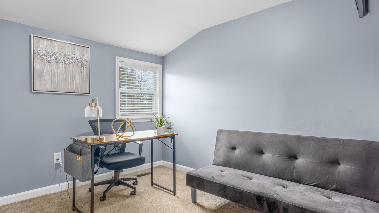 Photo of Livingroom in Buckroe Beach
