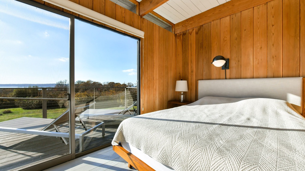Photo of Bedroom in Chilmark