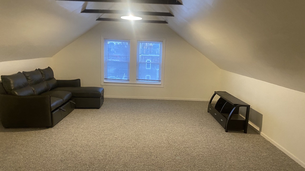 Photo of Livingroom in Watertown
