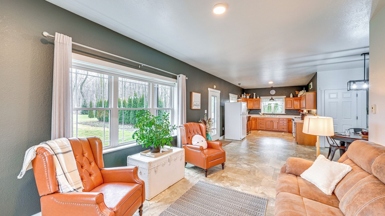 Photo of Livingroom in Shipshewana