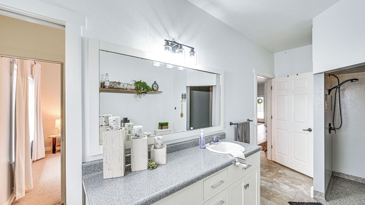 Photo of Bathroom in Shipshewana