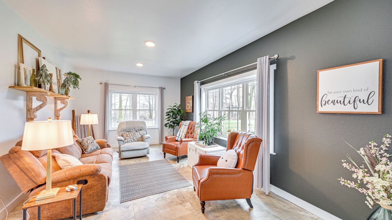 Photo of Livingroom in Shipshewana