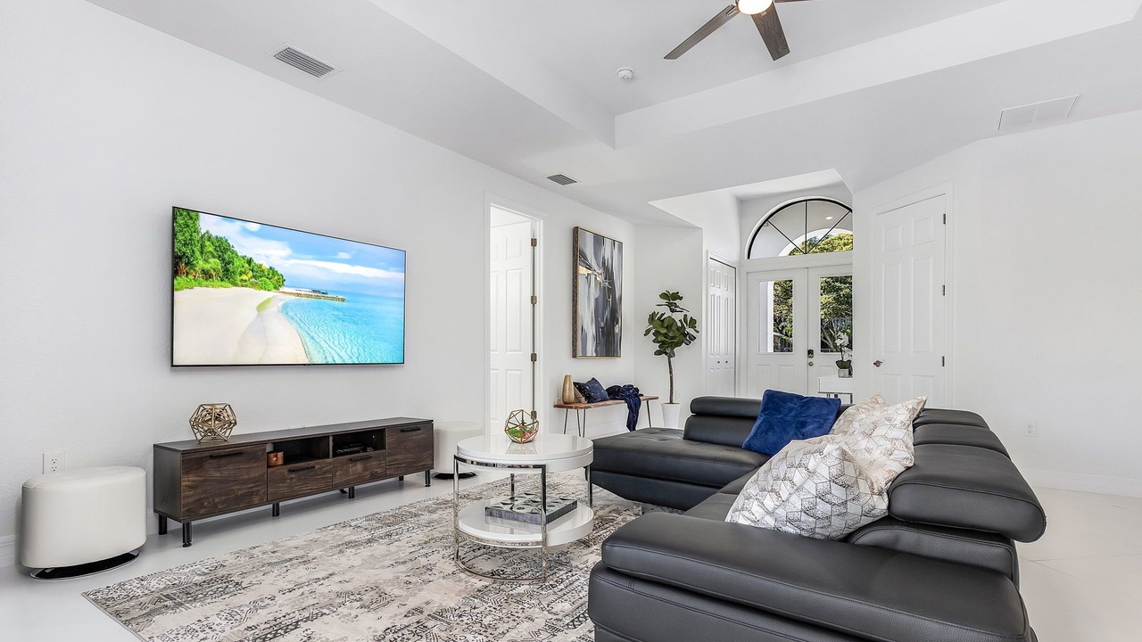 Photo of Livingroom in Trafalgar