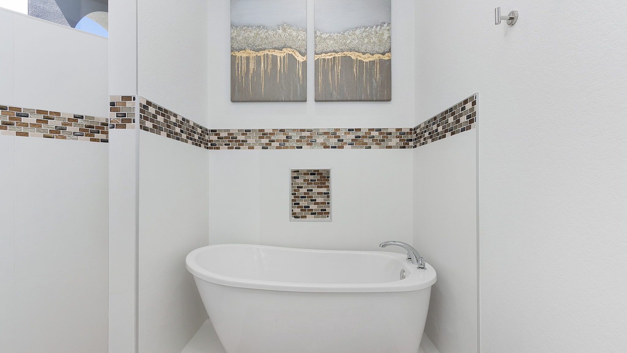 Photo of Bathroom in Trafalgar