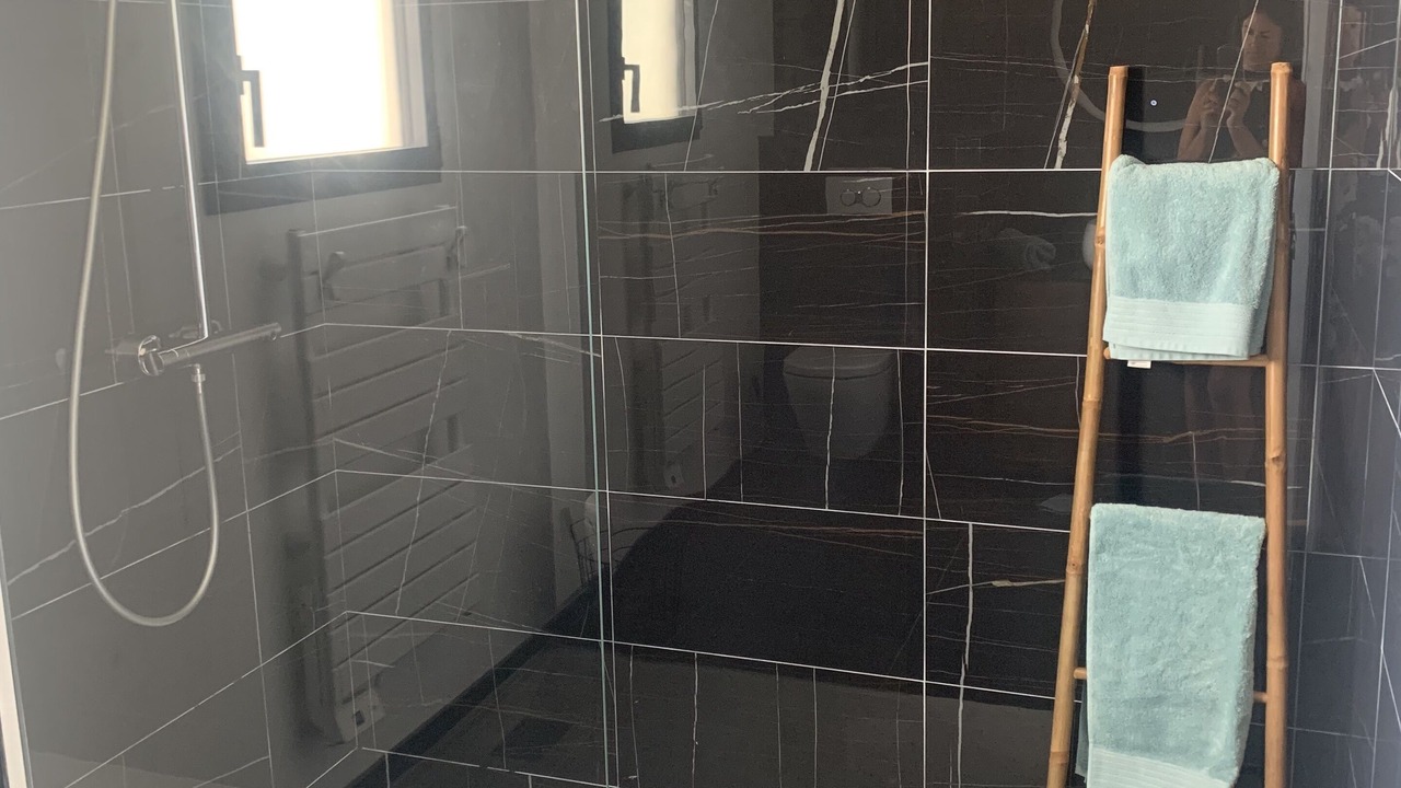 Photo of Bathroom in Ploudalmezeau
