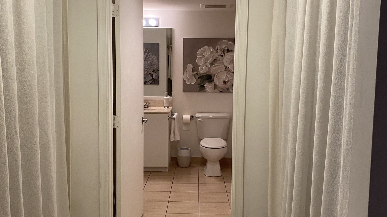 Photo of Bathroom in Downtown Miami