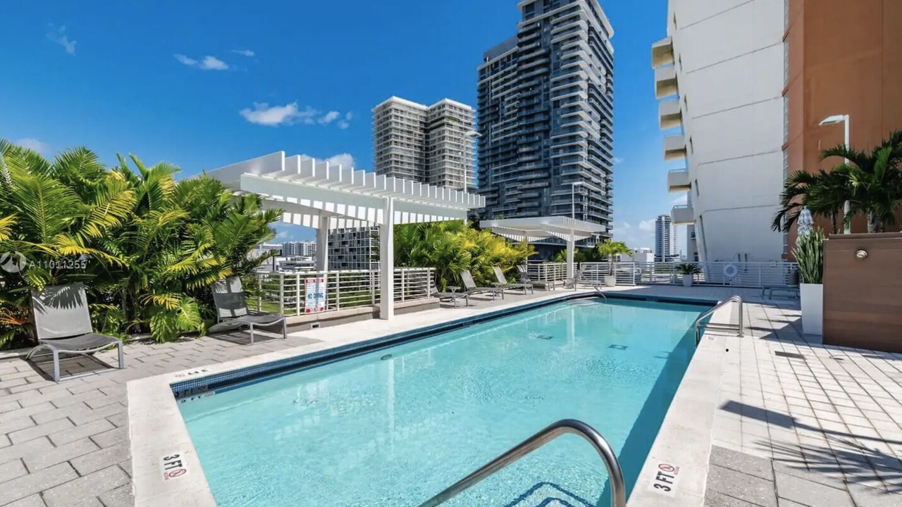 Photo of Outdoor in Midtown