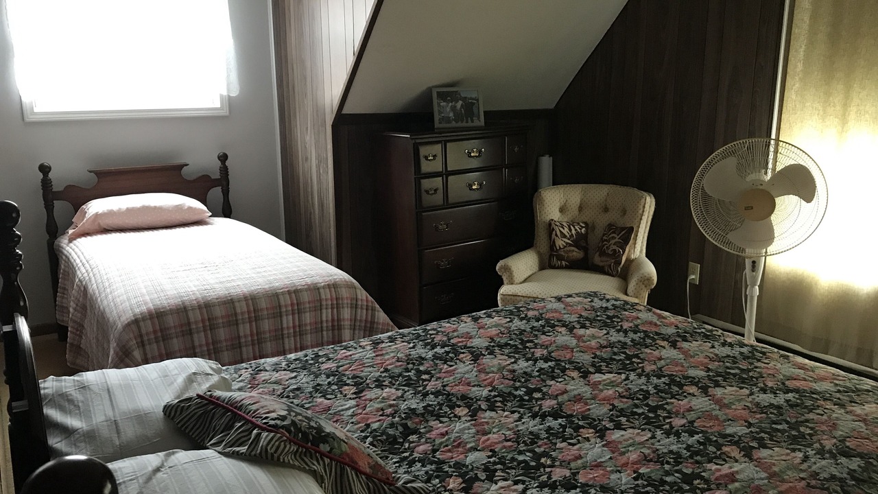Photo of Bedroom in Wellesley Island