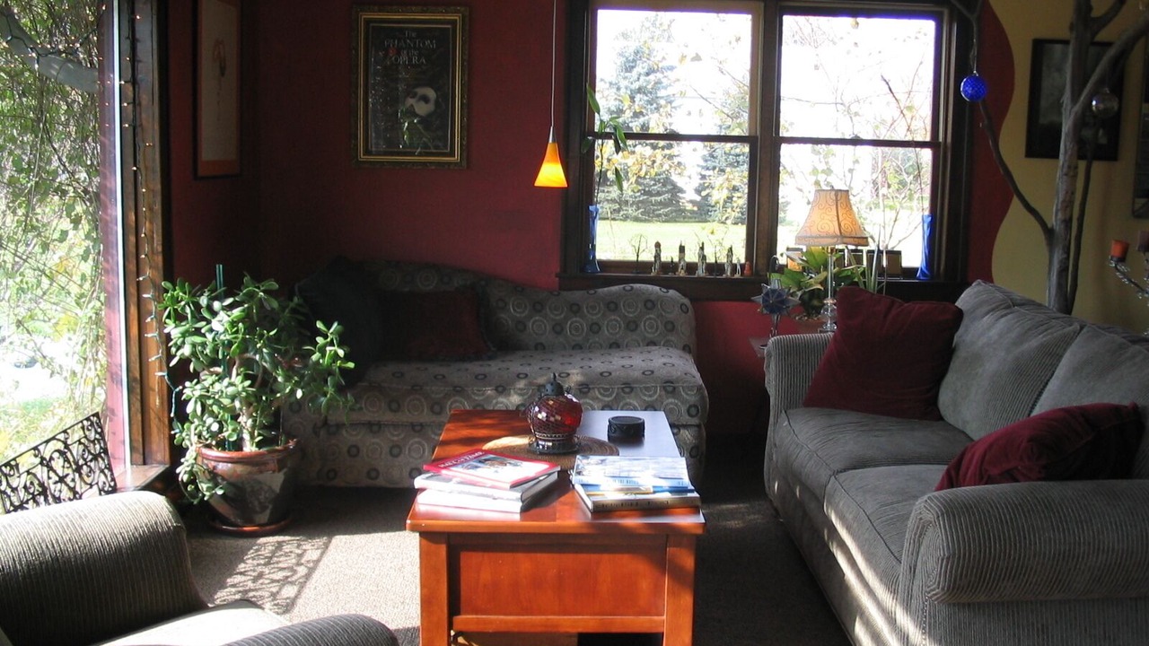 Photo of Livingroom in East Springfield