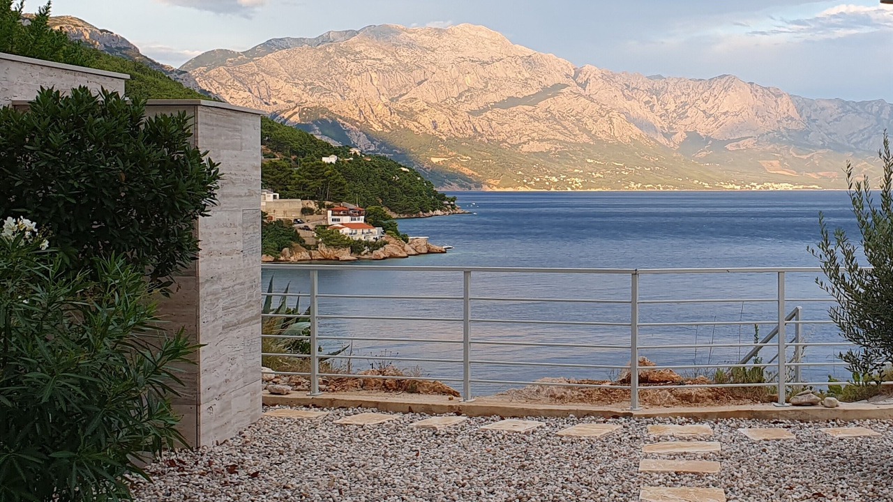 Photo of Outdoor in Medici