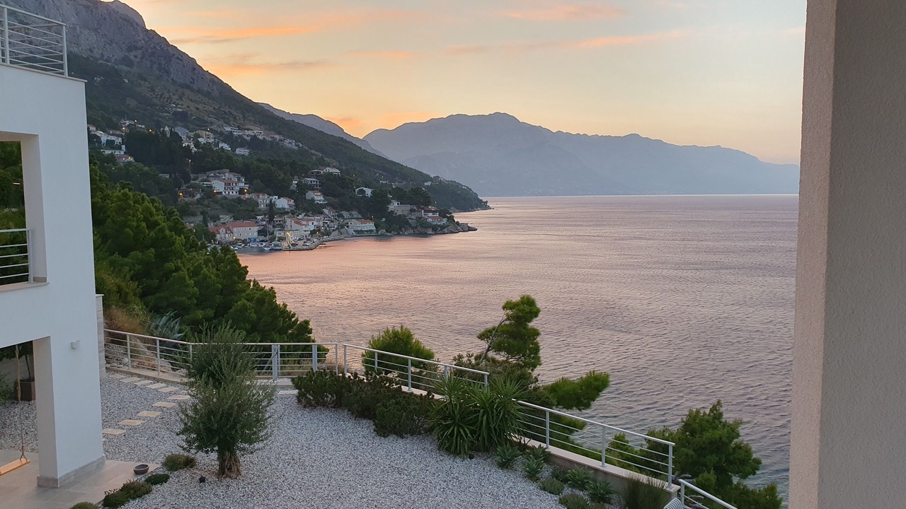 Photo of Outdoor in Medici