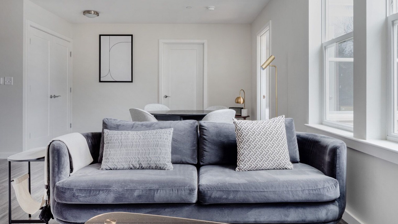 Photo of Livingroom in North Cambridge