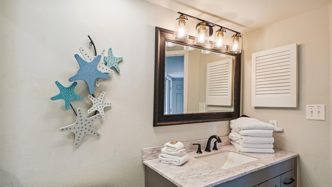 Photo of Bathroom in Holiday Isle