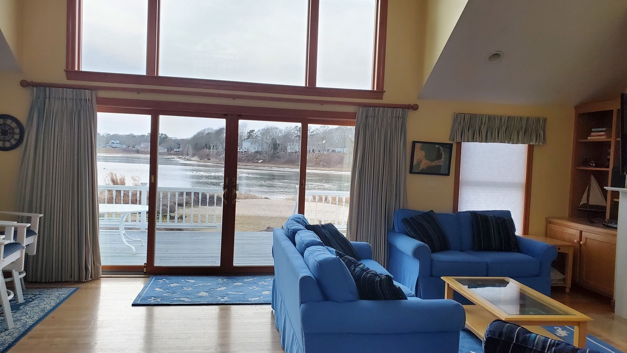 Photo of Livingroom in East Falmouth