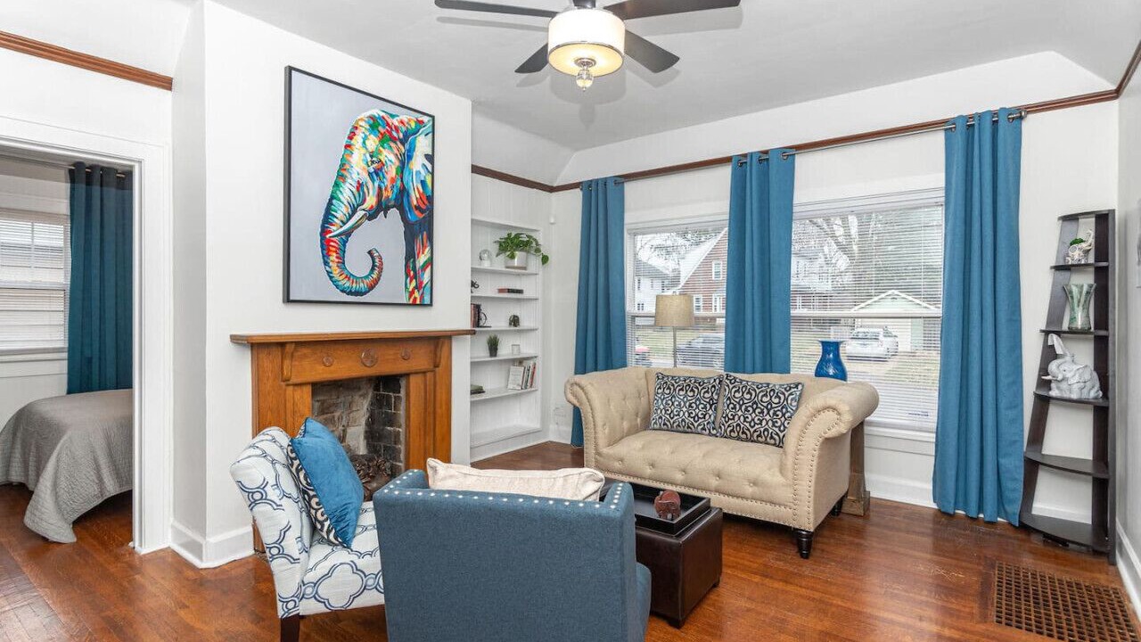 Photo of Livingroom in Broad Ripple