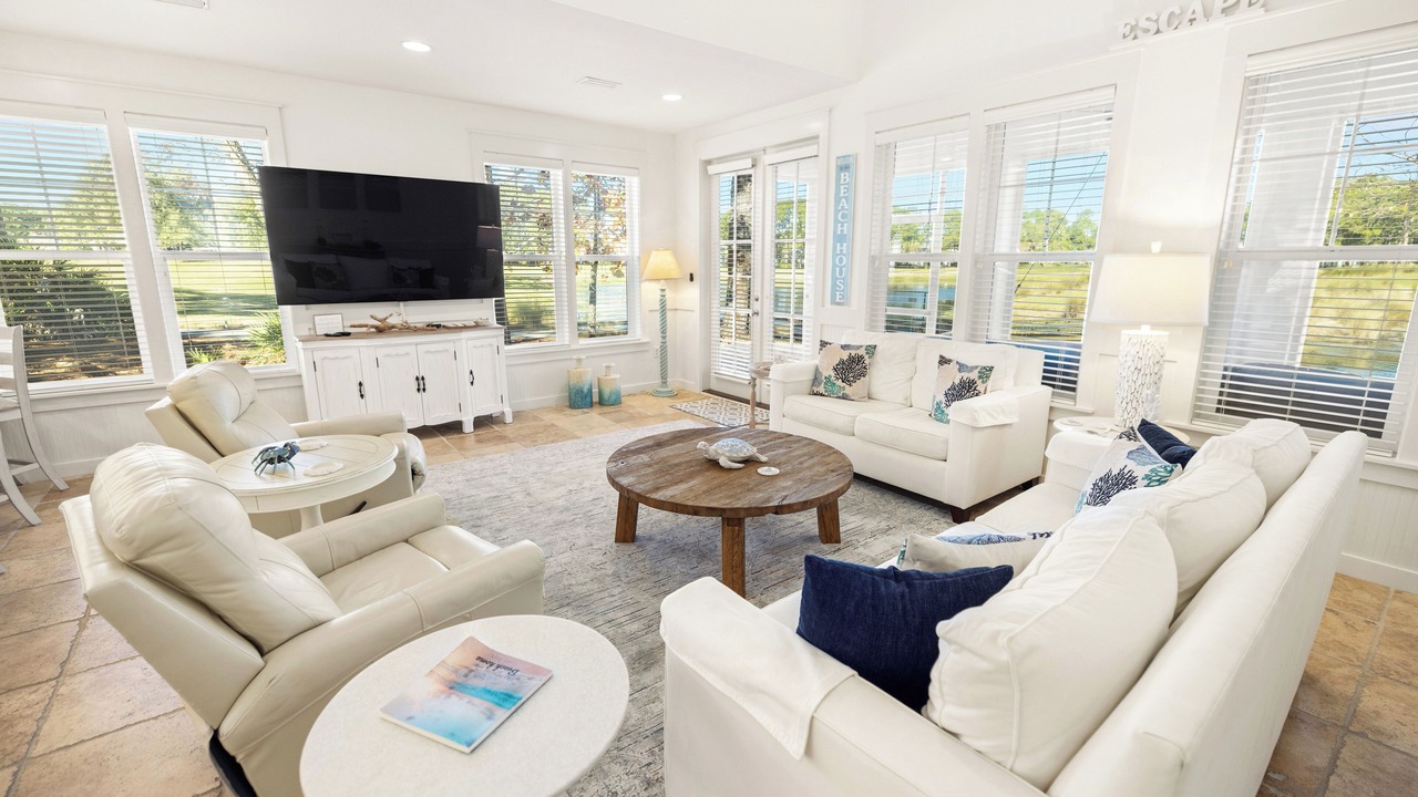 Photo of Livingroom in Laurel Grove