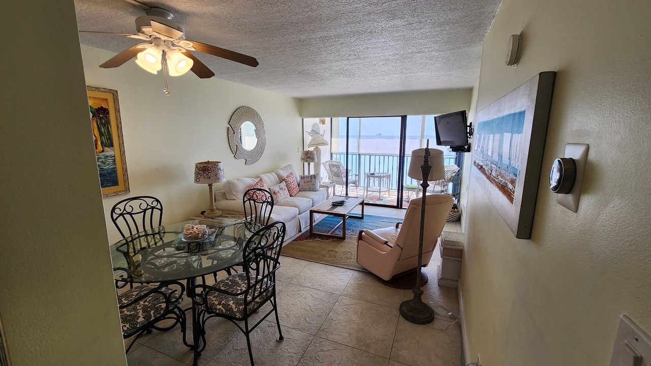 Photo of Livingroom in Titusville