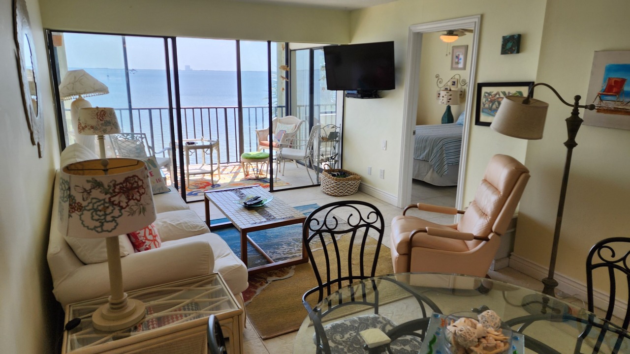 Photo of Livingroom in Titusville
