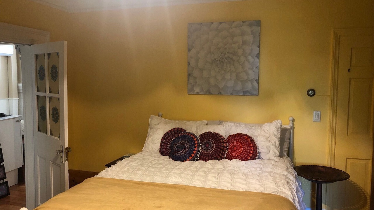 Photo of Bedroom in Mount Sinai