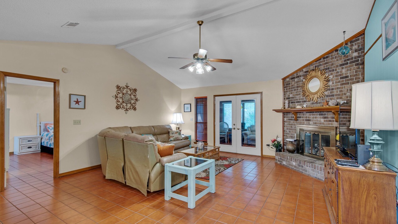 Photo of Livingroom in Gulf Pines