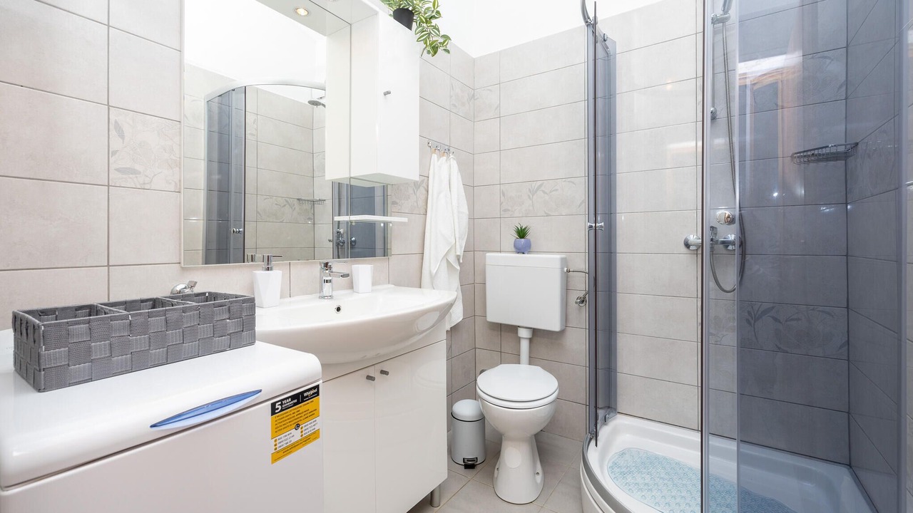 Photo of Bathroom in Slime