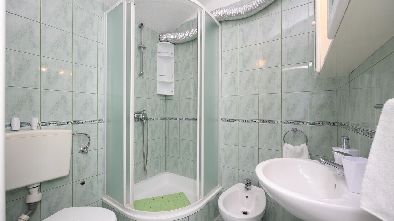 Photo of Bathroom in Slime