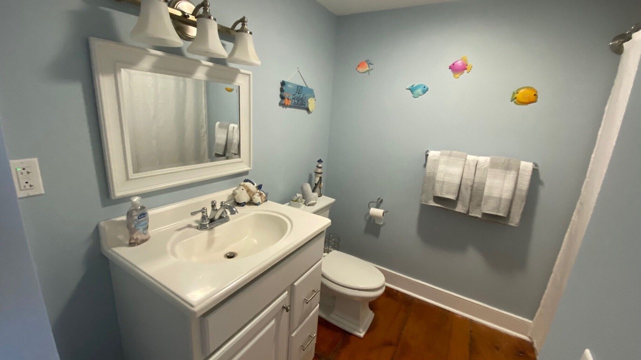 Photo of Bathroom in Cooperstown