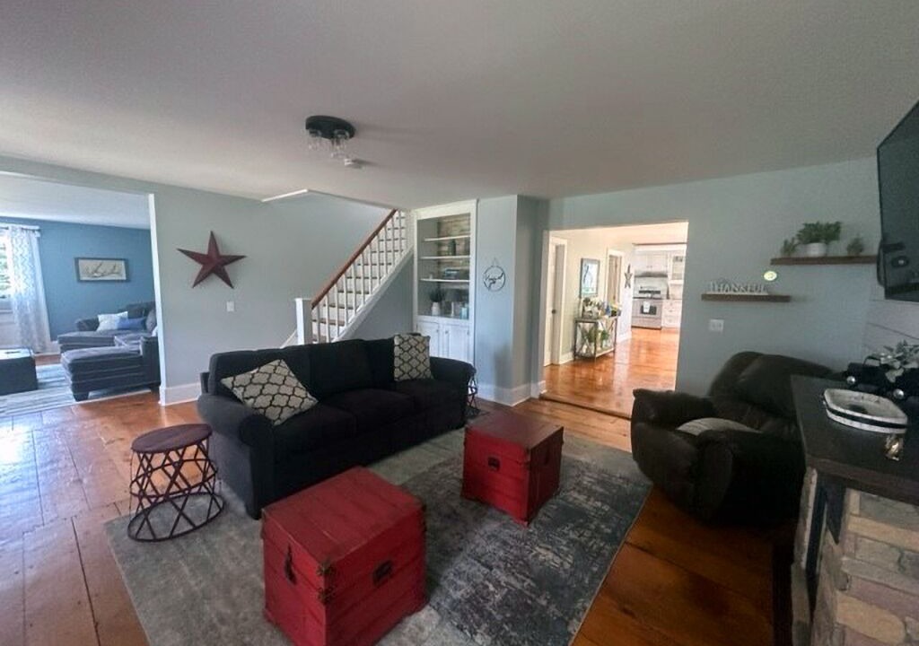 Photo of Livingroom in Cooperstown
