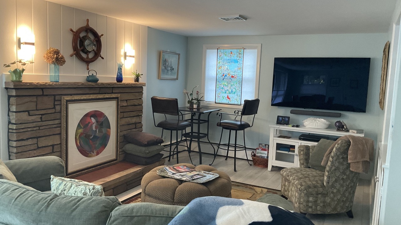 Photo of Livingroom in West Harwich