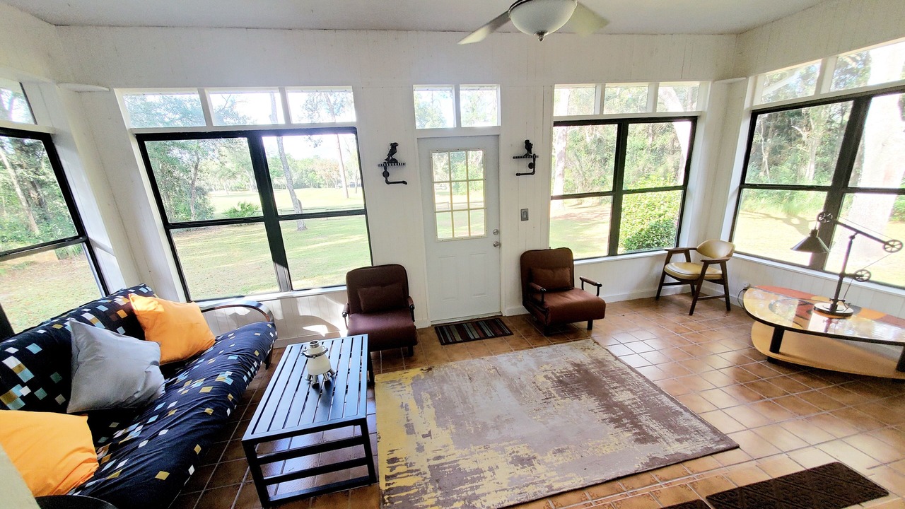 Photo of Livingroom in Citrus Springs