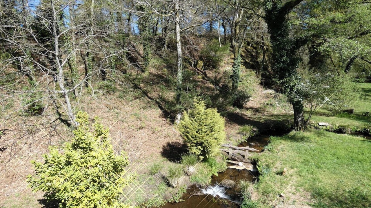Photo of Outdoor in Meslan