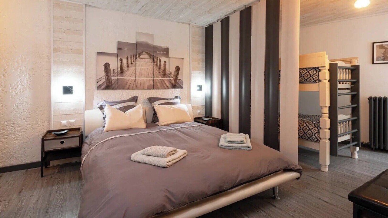 Photo of Bedroom in Meslan