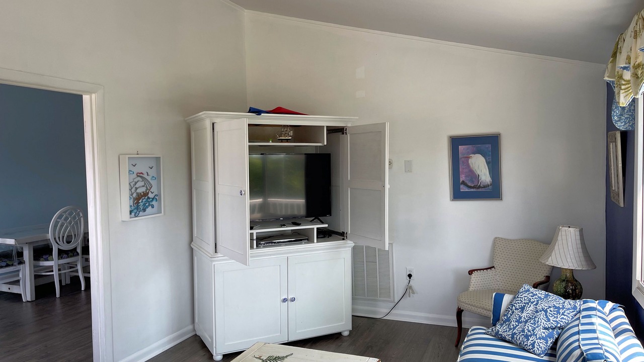 Photo of Livingroom in Piney Island