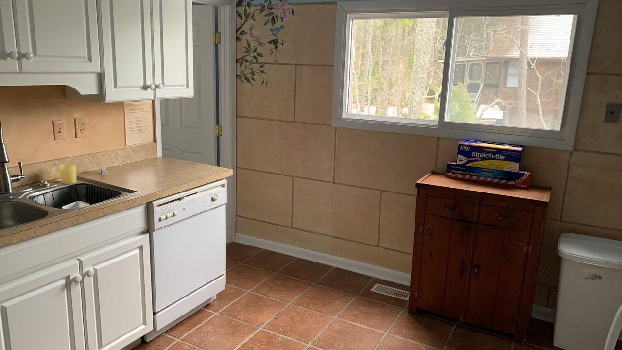 Photo of Kitchen in Piney Island