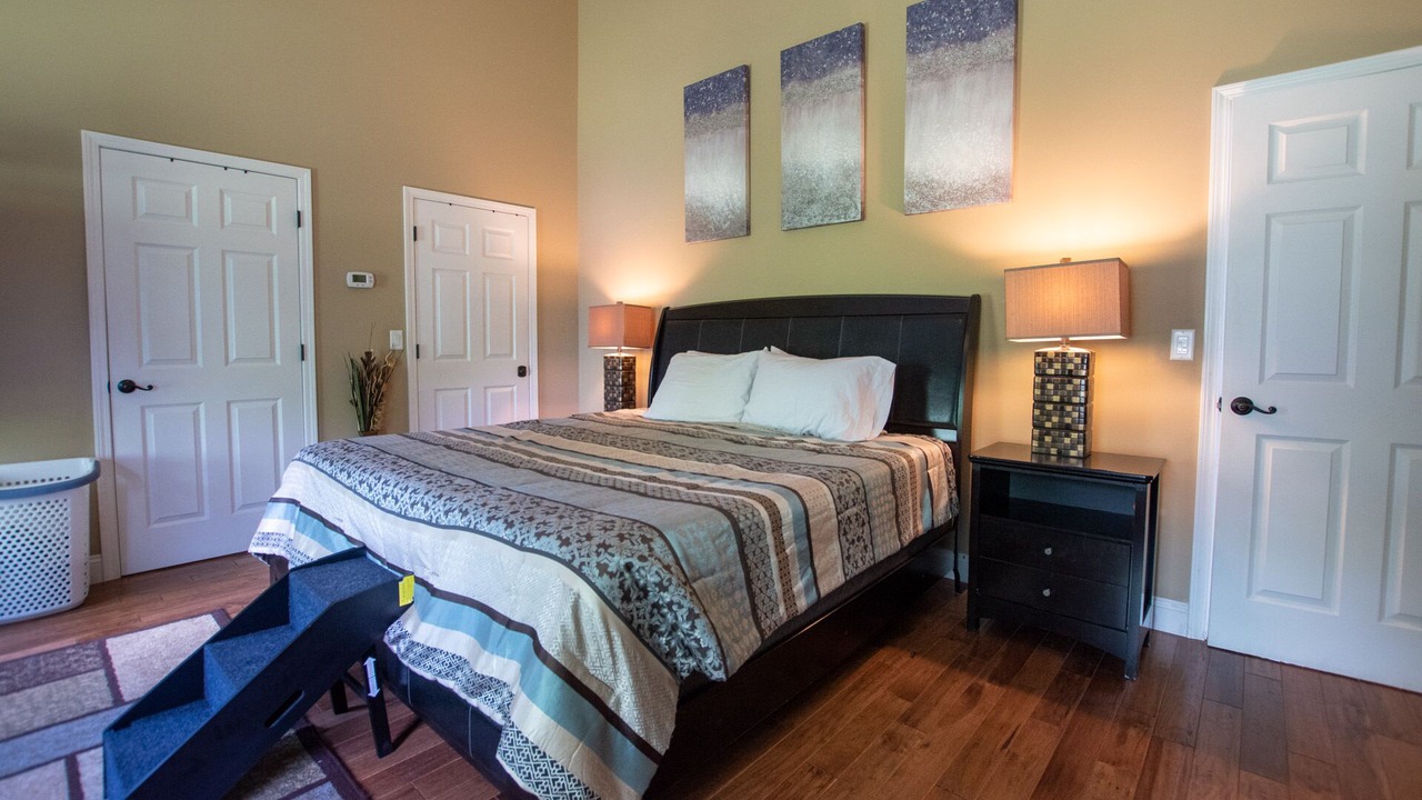 Photo of Bedroom in Lodi